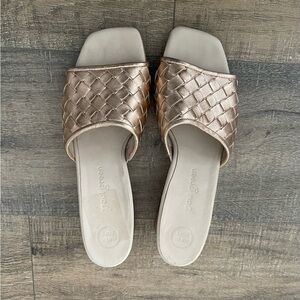 New Paul green TISHA HEEL size 6.5, 8.5